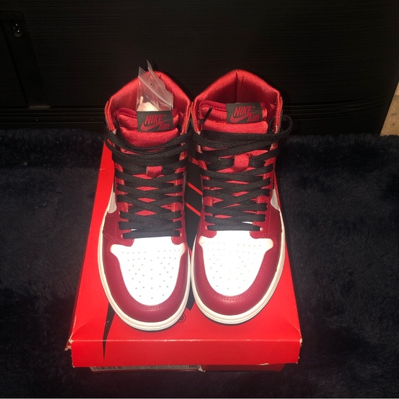 Nike Air Jordan - High OG - Picture 3 of 5
